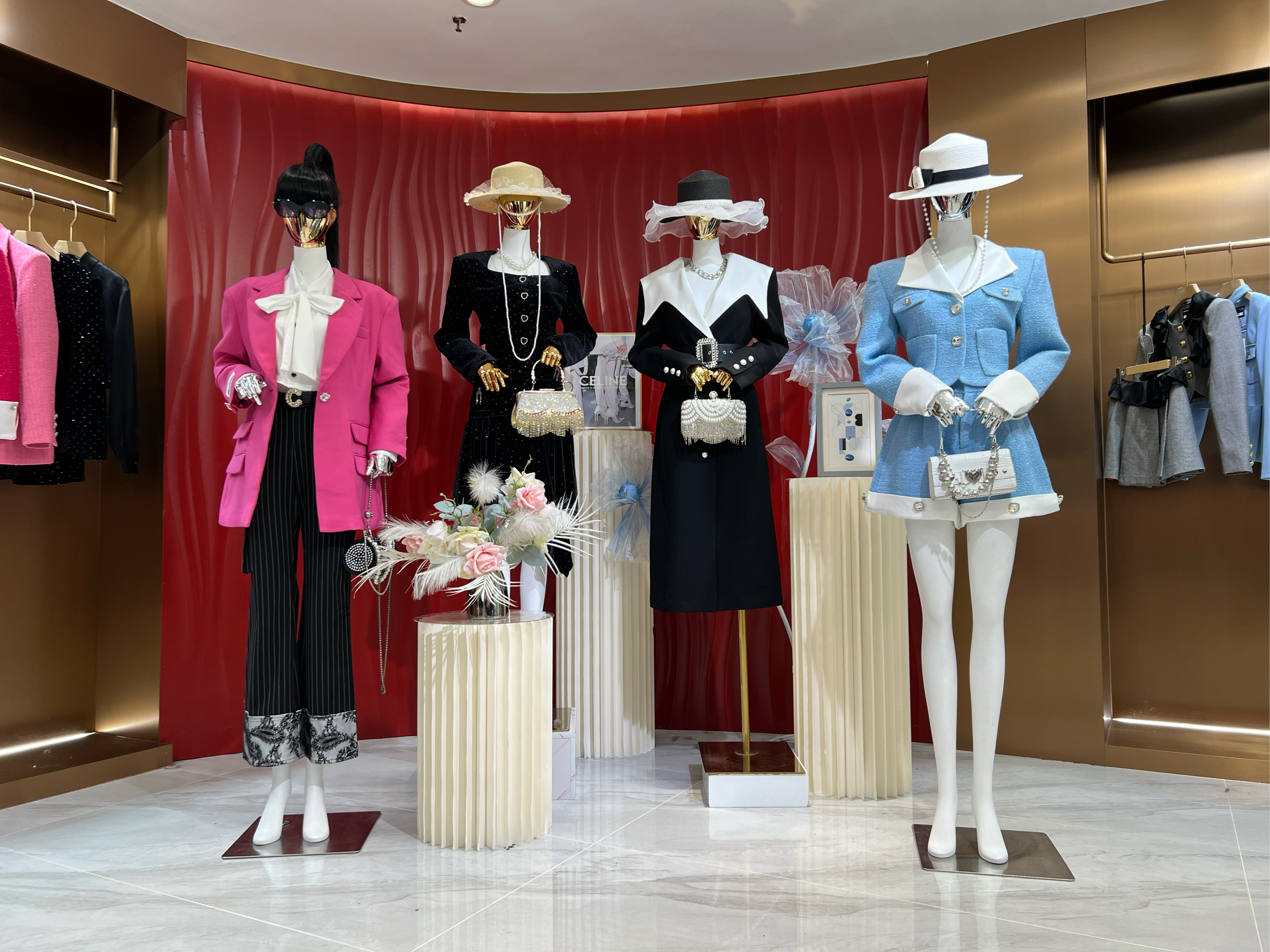 品牌女装在哪里拿货