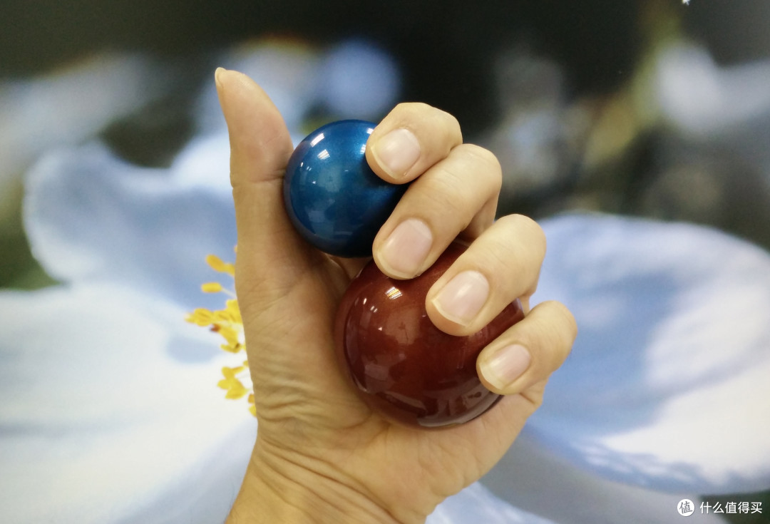 轨迹球红球和灰球的区别